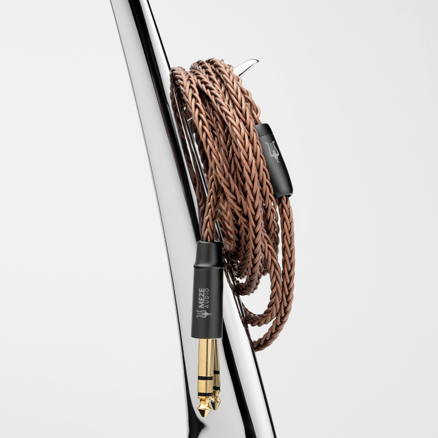 Meze Audio premium built headphone stand Manta Chrome best open-back audiophile premium headphones winter bundle details copper cable