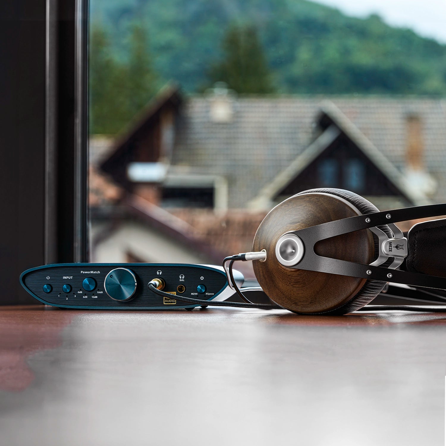 Meze x iFi Complete Audiophile Set - Best DAC iFi with Meze 99 Classics Premium Audiophile Closed-back eadphones