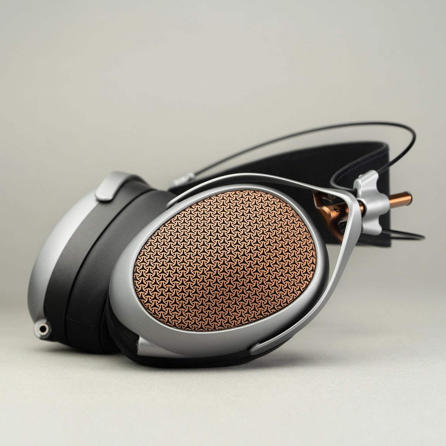 Meze Audio POET premium built open-back planar magnetic driver headphones hero shot