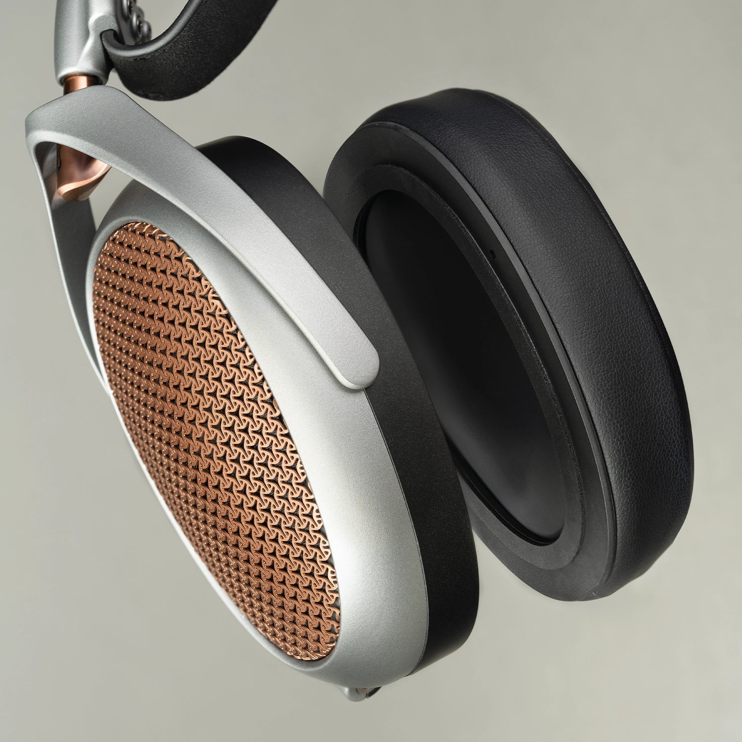 Meze Audio POET premium built open-back planar magnetic driver headphones ear cups