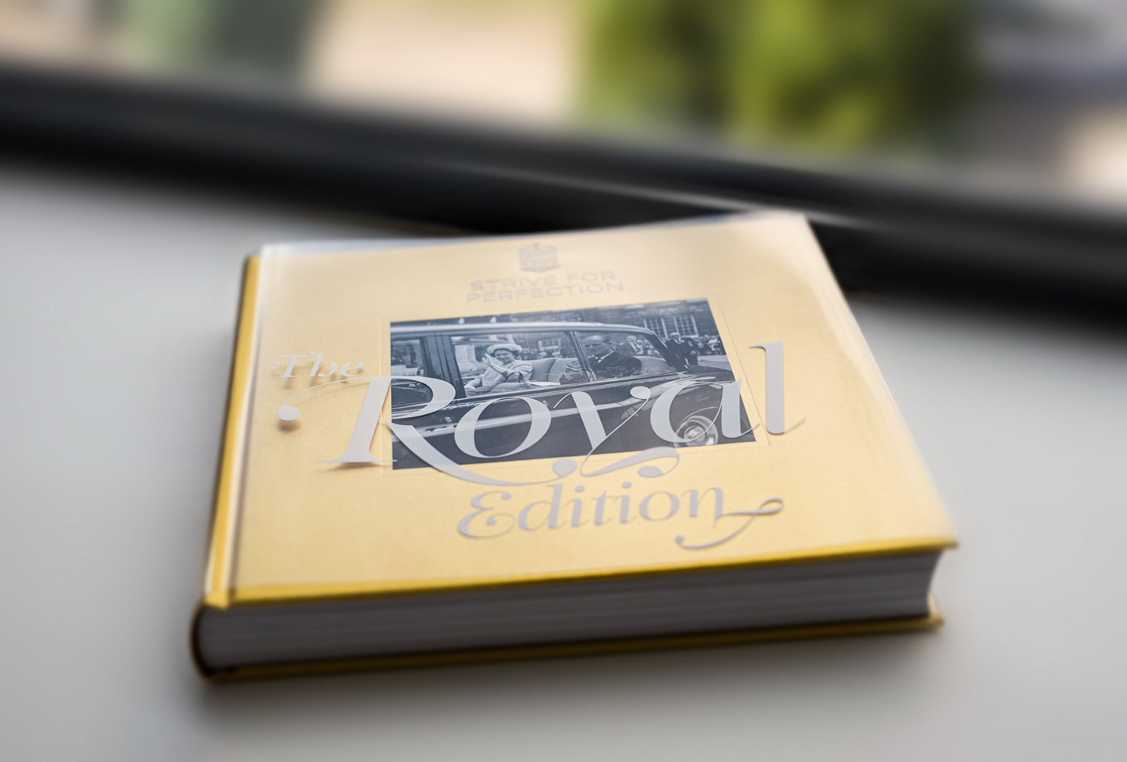 Meze Audio Featured in Exclusive Rolls Royce Enthusiasts’ Club Publication, Strive for Perfection: The Royal Edition