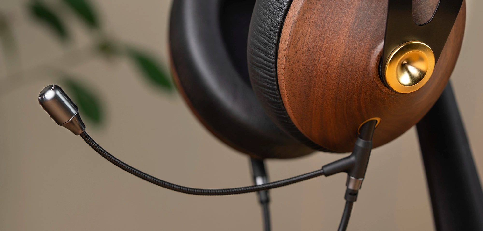 Meze Audio 99 Classics Headset Walnut Gold - High-Fidelity Meze Audio 99 Classics Headset Walnut Gold - High-Fidelity