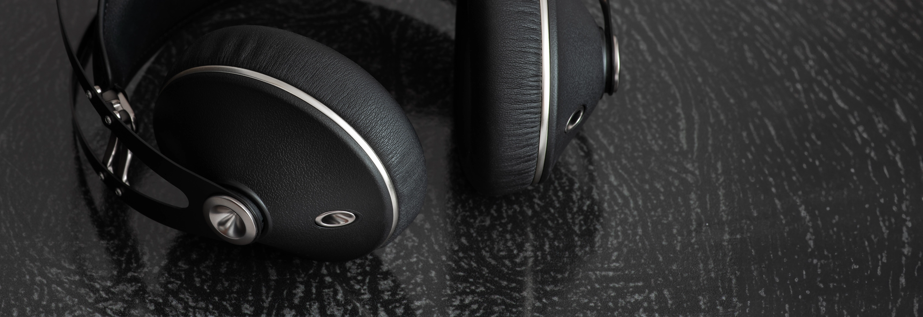 Features of the Meze Audio 99 NEO wired best closed-back headphones 