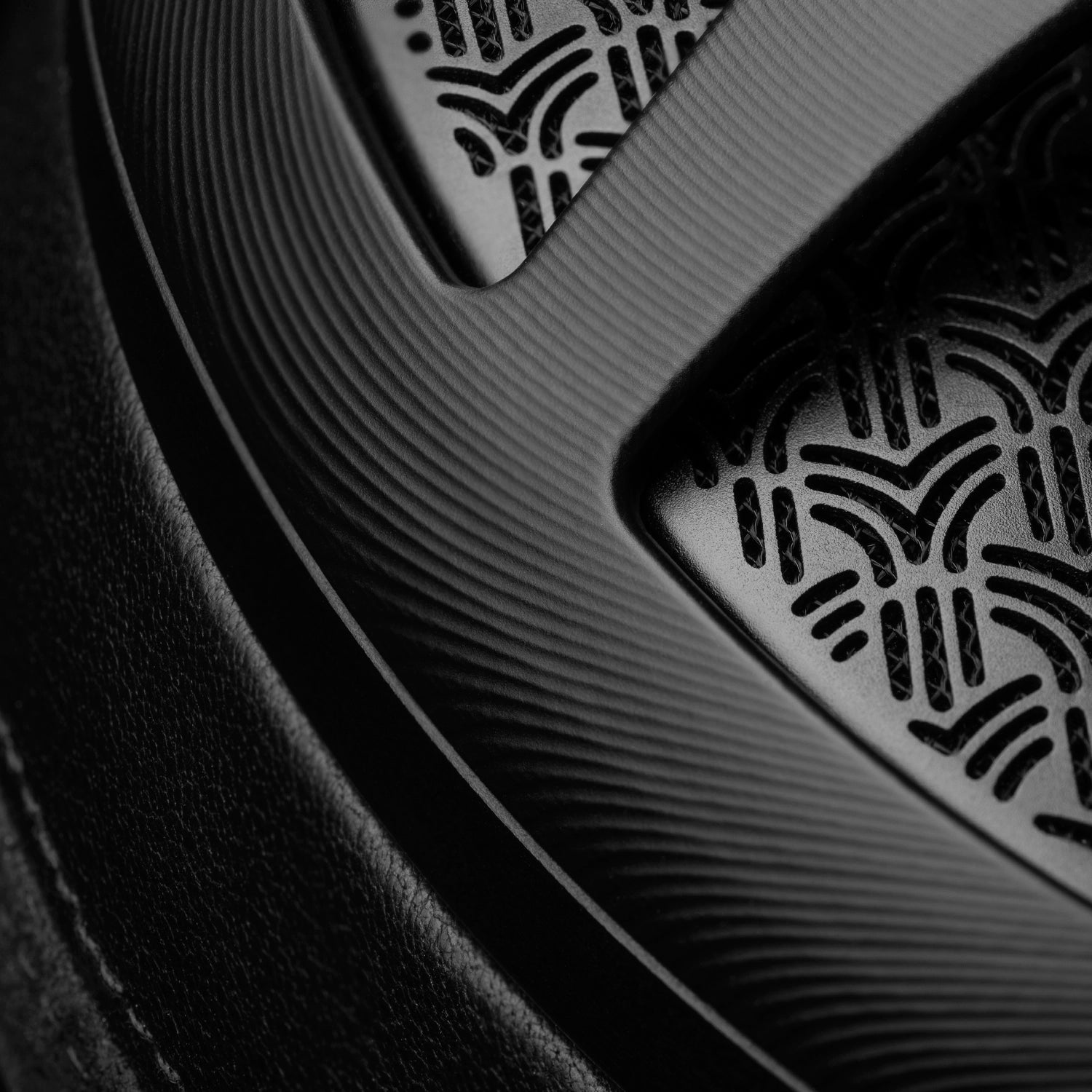 Meze Audio Empyrean II premium hifi open-back planar magnetic headphones with turntable